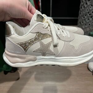 Vintage Havana Sneakers